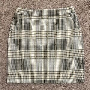 CAbi Black and White Pencil Mini Skirt Work
